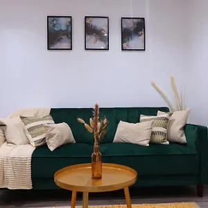 https://apt-cosy-1-bedroom-brighton.brighton-hotels-england.com